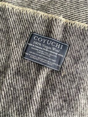 Coyuchi Brand New Wool Blanket in Heathered Gray with Tan